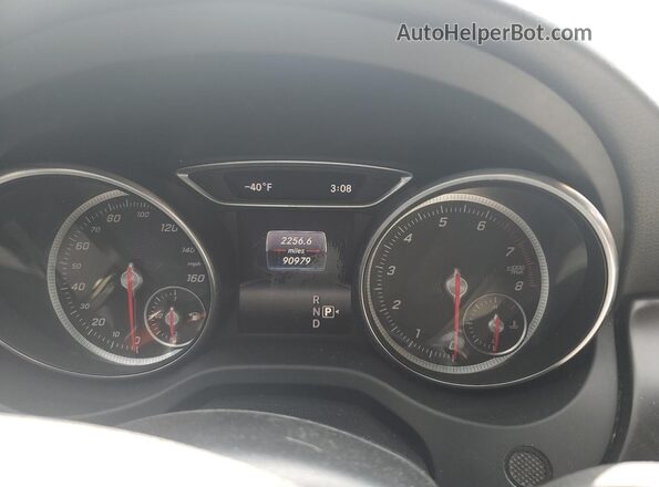 WDCTG4EB3KJ578174 2019 MERCEDES-BENZ GLA Black Սարքավորումների վահանակի տեսք