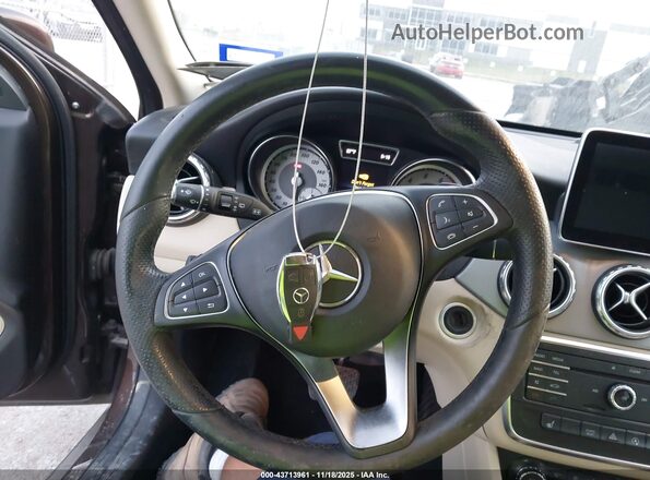 WDCTG4EB4GJ189681 2016 MERCEDES-BENZ GLA 250 Brown წინა პანელის ხედი