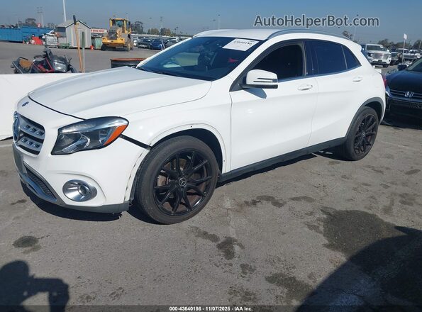 WDCTG4EB4KJ553302 2019 MERCEDES-BENZ GLA 250 White 