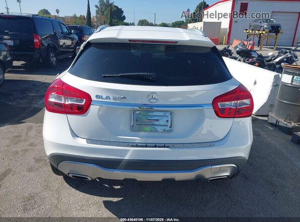 WDCTG4EB4KJ553302 2019 MERCEDES-BENZ GLA 250 White 