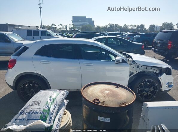 WDCTG4EB4KJ553302 2019 MERCEDES-BENZ GLA 250 White 