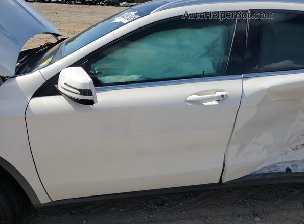 WDCTG4EB5KU000348 2019 MERCEDES-BENZ GLA Белый Вид салона спереди