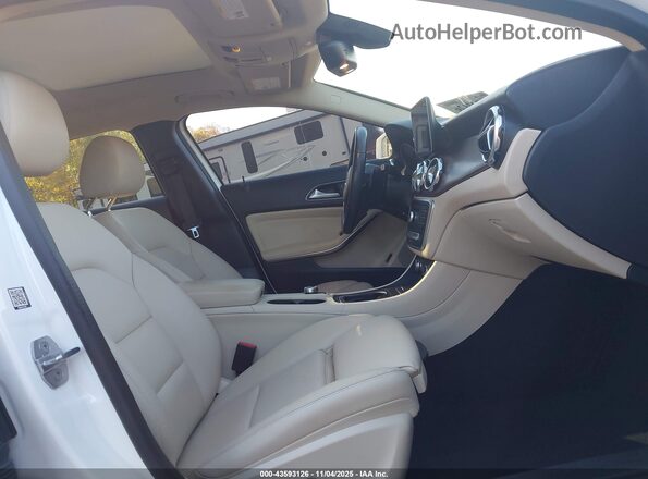 WDCTG4EB5KU018641 2019 MERCEDES-BENZ GLA 250 White 