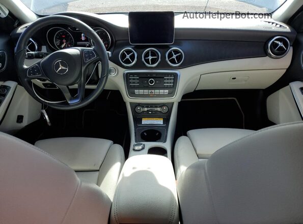 WDCTG4EB5LJ680352 2020 MERCEDES-BENZ GLA Silver წინა პანელის ხედი
