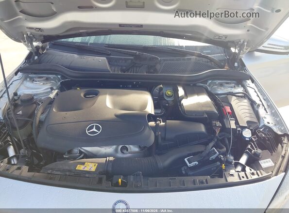WDCTG4EB8GJ230331 2016 MERCEDES-BENZ GLA 250 Silver Vista trasera