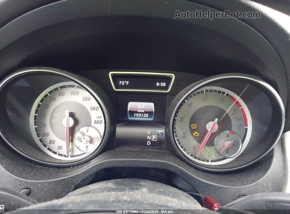 WDCTG4EB9HJ299904 2017 MERCEDES-BENZ GLA 250 Red Вид задніх сидінь