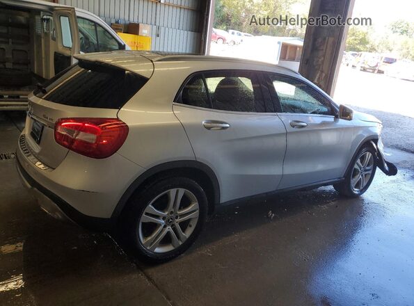 WDCTG4GB2LU024024 2020 MERCEDES-BENZ GLA Silver Tył prawy