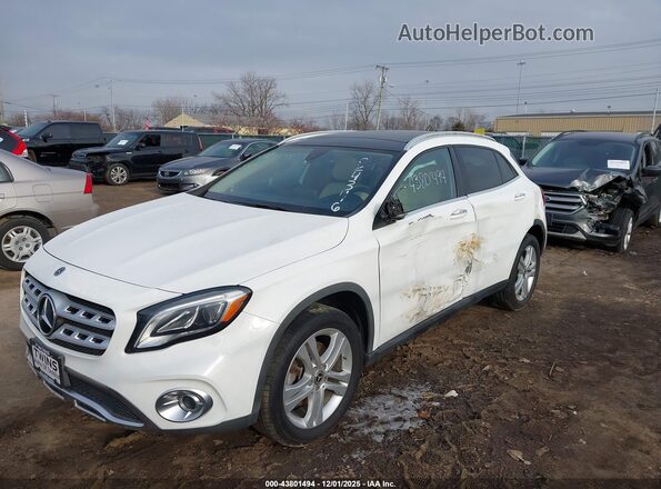 WDCTG4GB2LU024346 2020 MERCEDES-BENZ GLA 250 Black Front view