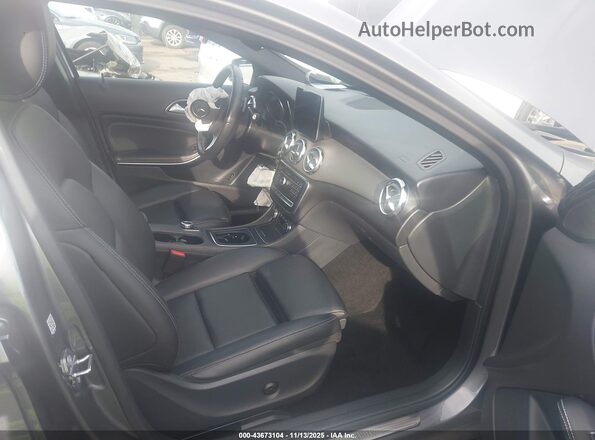 WDCTG4GB9LJ673126 2020 MERCEDES-BENZ GLA 250 Gray Widok wnętrza z przodu