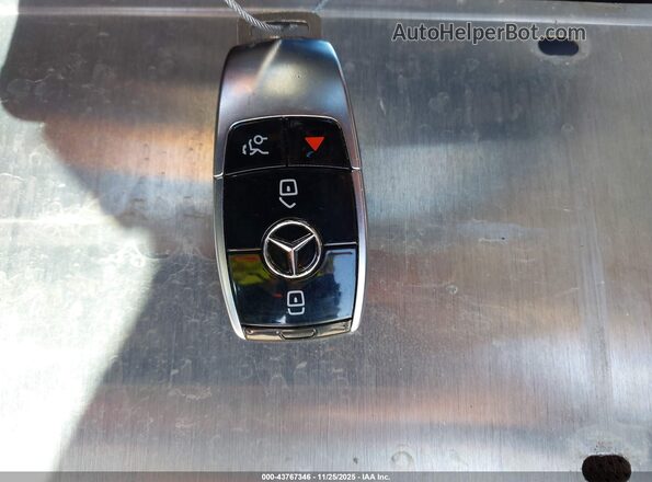 WDD2J5JB7KA037293 2019 MERCEDES-BENZ CLS-CLASS White Dashboard view