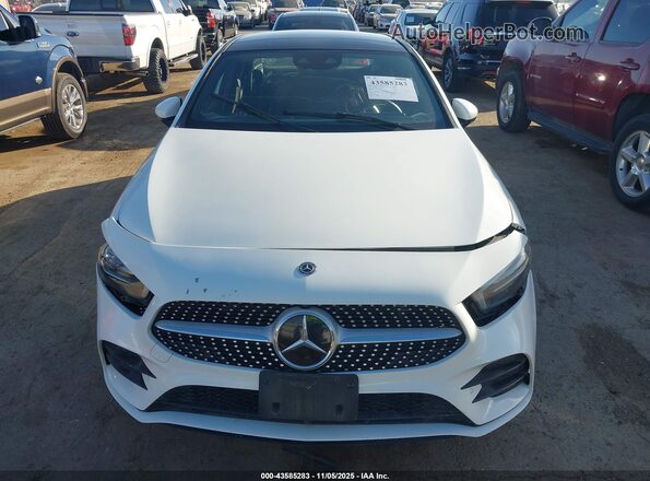 WDD3G4EB2KW001800 2019 MERCEDES-BENZ A 220 White Սարքավորումների վահանակի տեսք