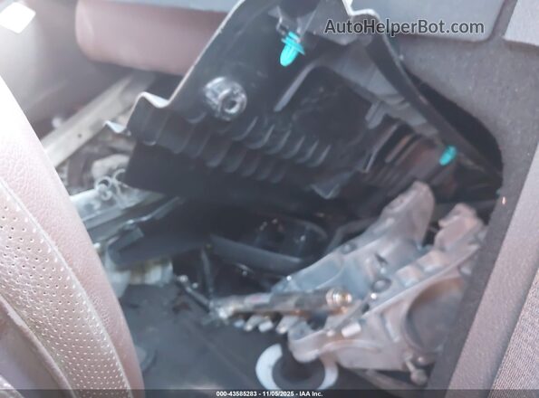 WDD3G4EB2KW001800 2019 MERCEDES-BENZ A 220 White 