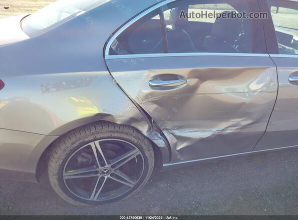WDD3G4EB8KW019203 2019 MERCEDES-BENZ A 220 Gray Front view