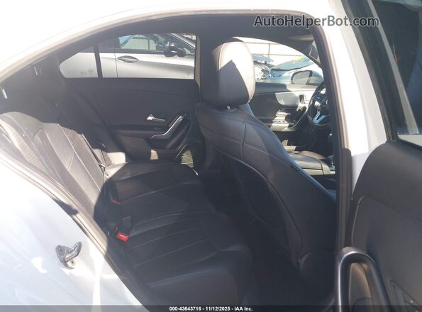 WDD3G4EB9KW000515 2019 MERCEDES-BENZ A 220 White 