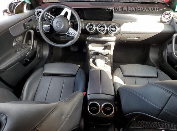 WDD3G4EBXLW039003 2020 MERCEDES-BENZ A Red Dashboard view