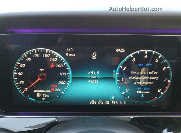 WDD7X8JB0KA004786 2019 MERCEDES-BENZ AMG Gray Սարքավորումների վահանակի տեսք