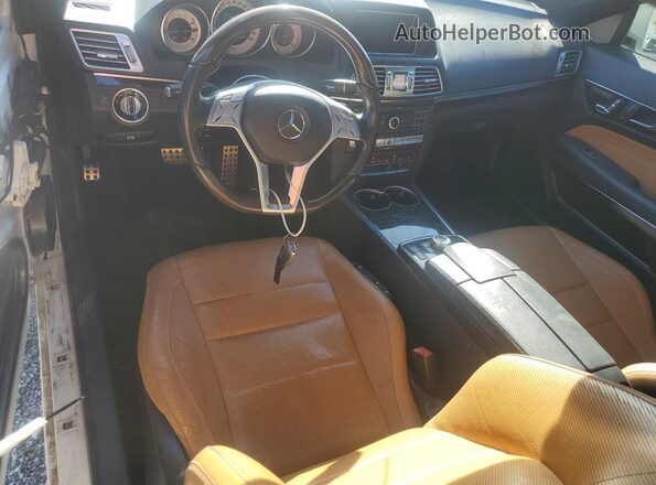 WDDKJ6HB5GF321012 2016 MERCEDES-BENZ E White Vista del salpicadero