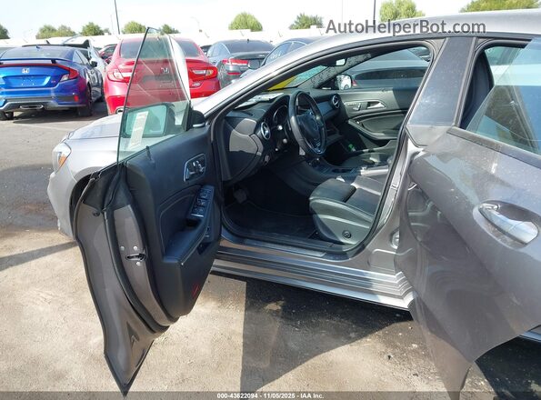 WDDSJ4EB2KN723366 2019 MERCEDES-BENZ CLA 250 Серый Вид салона спереди