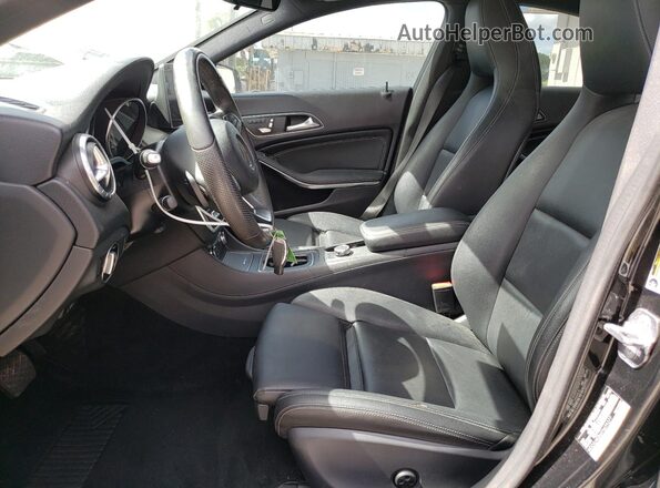 WDDSJ4EB6KN699377 2019 MERCEDES-BENZ CLA-CLASS Black Widok wnętrza z przodu