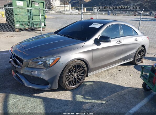 WDDSJ4EB6KN758234 2019 MERCEDES-BENZ CLA 250 Black Панорамний вид салону 360°