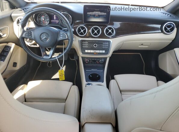 WDDSJ4EB9KN752444 2019 MERCEDES-BENZ CLA-CLASS White Вид панелі приладів