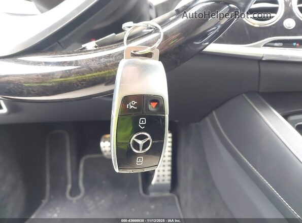 WDDUG6EB3JA347026 2018 MERCEDES-BENZ S-CLASS Black Widok deski rozdzielczej