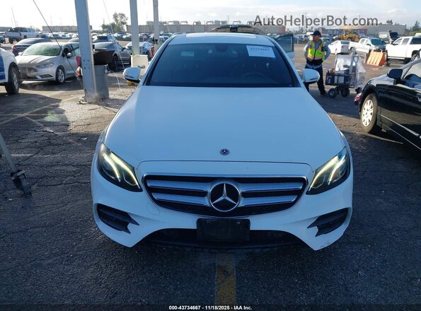 WDDZF4JBXKA580776 2019 MERCEDES-BENZ E-CLASS White Вид щитка приладів