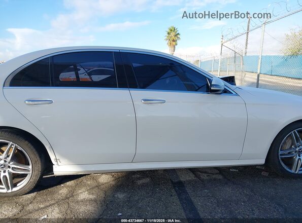 WDDZF4JBXKA580776 2019 MERCEDES-BENZ E-CLASS White Вид задньої частини салону