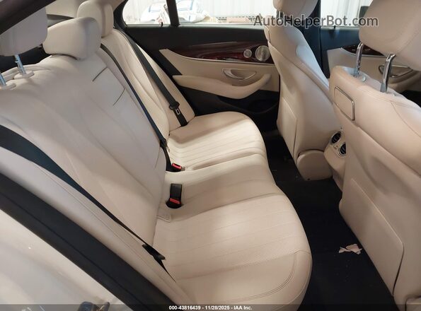 WDDZF4KB6JA390003 2018 MERCEDES-BENZ E-CLASS White Vista de la etiqueta del VIN