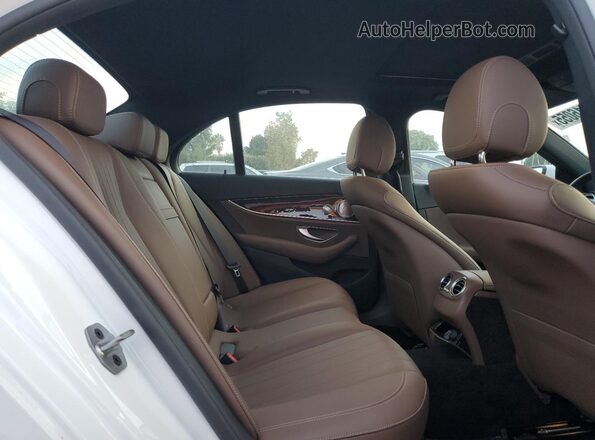 WDDZF8DB5LA712069 2020 MERCEDES-BENZ E Белый Вид задних сидений