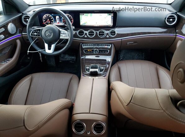 WDDZF8DB5LA712069 2020 MERCEDES-BENZ E Белый Вид панели приборов