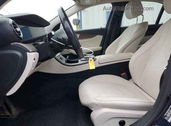WDDZF8EB4LA702339 2020 MERCEDES-BENZ E Blue Widok wnętrza z przodu