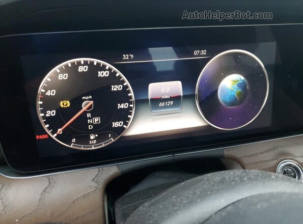 WDDZF8EB4LA702339 2020 MERCEDES-BENZ E Blue Widok zestawu wskaźników