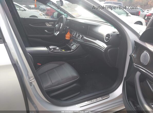 WDDZF8KB2KA503616 2019 MERCEDES-BENZ AMG E 63 Серебряный Вид салона спереди