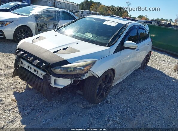 WF0DP3TH9H4123247 2017 FORD FOCUS RS White Front left