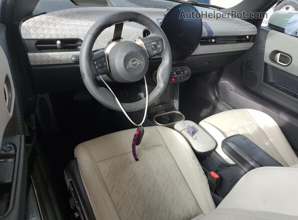 WMW13GD02S2W58311 2025 MINI COOPER Blue Вид панелі приладів