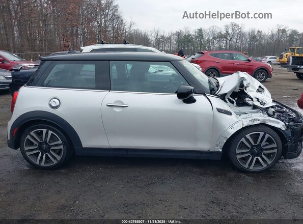 WMW53DH08R2V46486 2024 MINI HARDTOP Белый Вид задней части салона