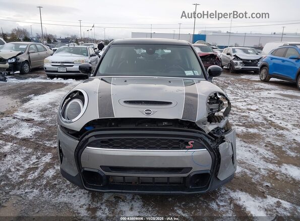 WMW53DK09R2U84766 2024 MINI HARDTOP Gray Widok wnętrza z tyłu