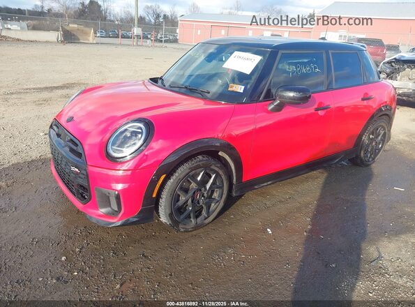 WMW53GD04S2W60773 2025 MINI HARDTOP Красный Передняя левая четверть