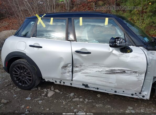 WMW53GD05S2W70812 2025 MINI HARDTOP Белый Панорамный вид салона 360°