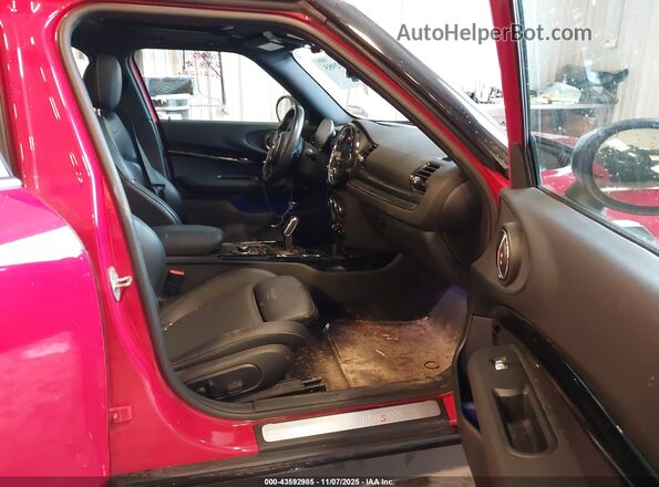 WMWXJ1C07N2R41841 2022 MINI CLUBMAN Red წინა სალონის ხედი