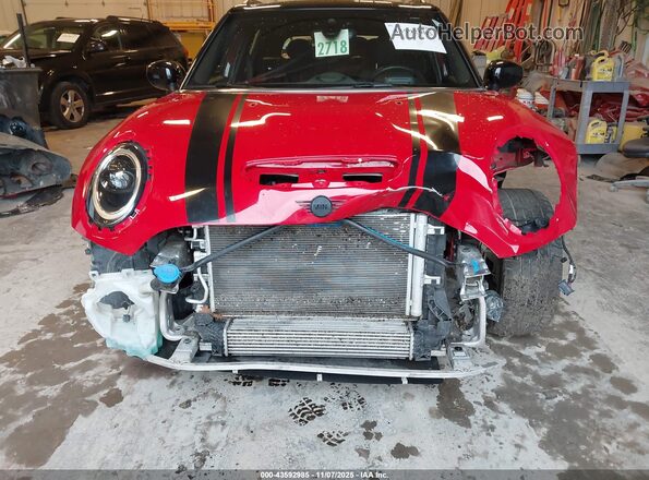 WMWXJ1C07N2R41841 2022 MINI CLUBMAN Red წინა ხედი