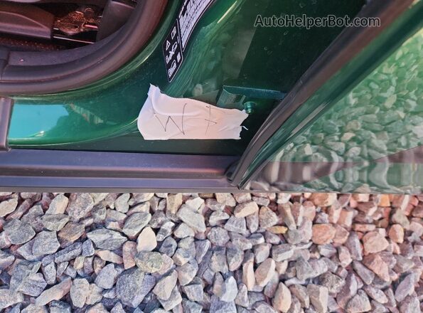 WMWXJ1C07R2V94646 2024 MINI COOPER Green Engine compartment view