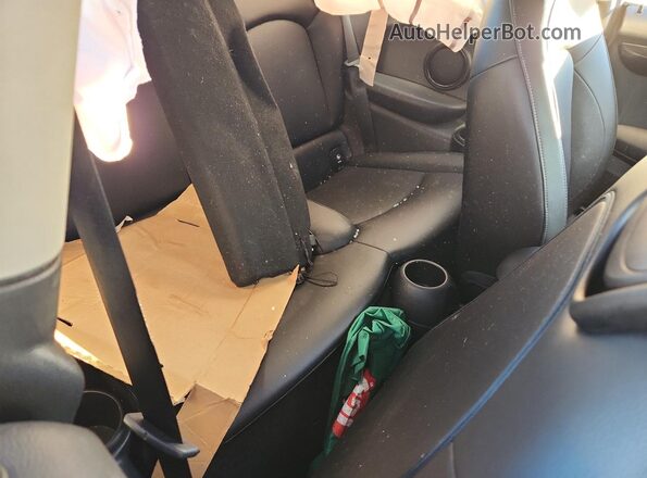 WMWXR3C04M2N11154 2021 MINI COOPER Gray Vista de los asientos traseros