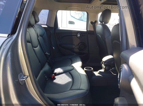 WMWXU1C53J2F79586 2018 MINI HARDTOP Gray 