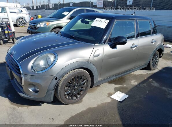WMWXU1C53J2F79586 2018 MINI HARDTOP Gray 