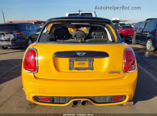WMWXU3C53G2D28717 2016 MINI HARDTOP Оранжевый 