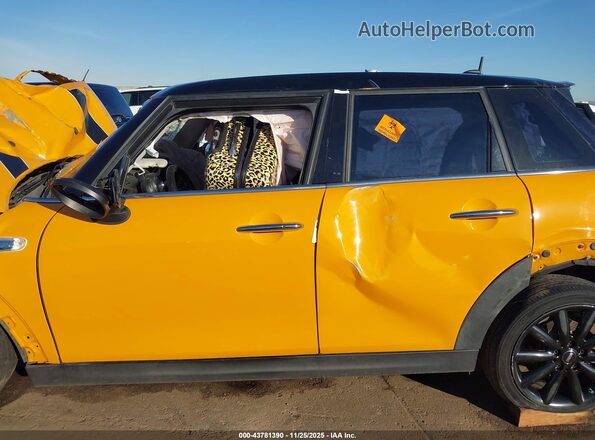 WMWXU3C53G2D28717 2016 MINI HARDTOP Оранжевый Вид задней части салона