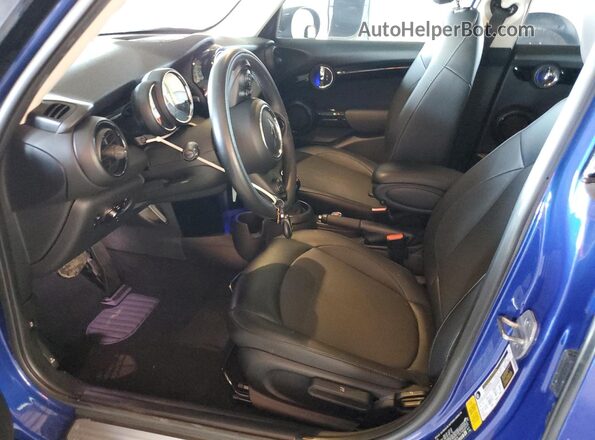 WMWXU7C05M2P34874 2021 MINI COOPER Синий Вид салона спереди