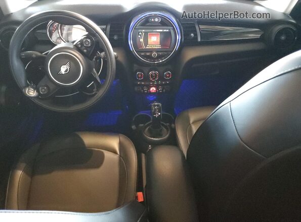 WMWXU7C05M2P34874 2021 MINI COOPER Синий Вид панели приборов